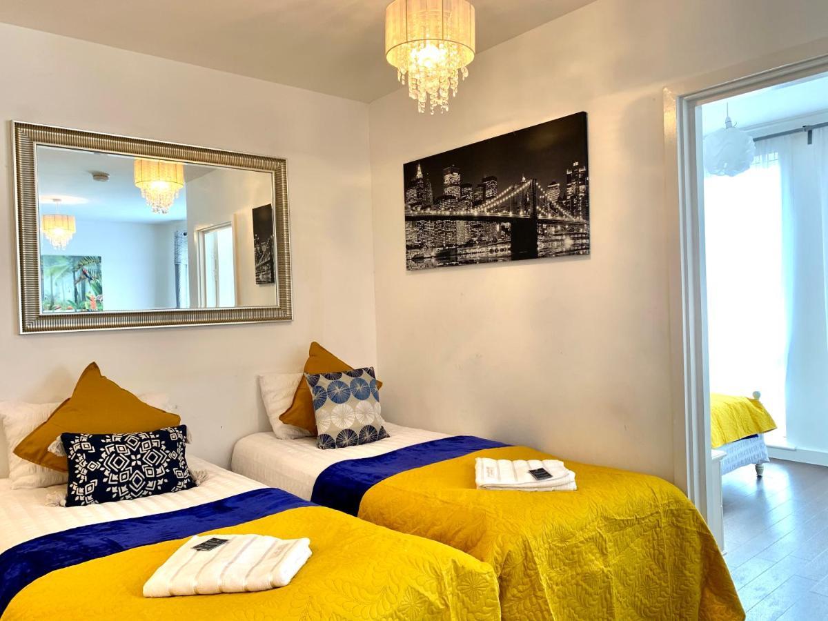 2-bedrooms Modern Next To Velodrome, Lounge, Balcony, Parking, Abba Londres