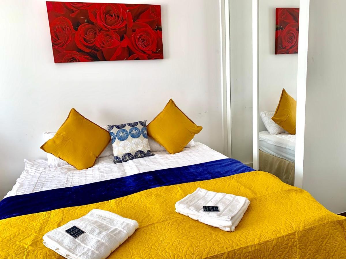 2-bedrooms Modern Next To Velodrome, Lounge, Balcony, Parking, Abba