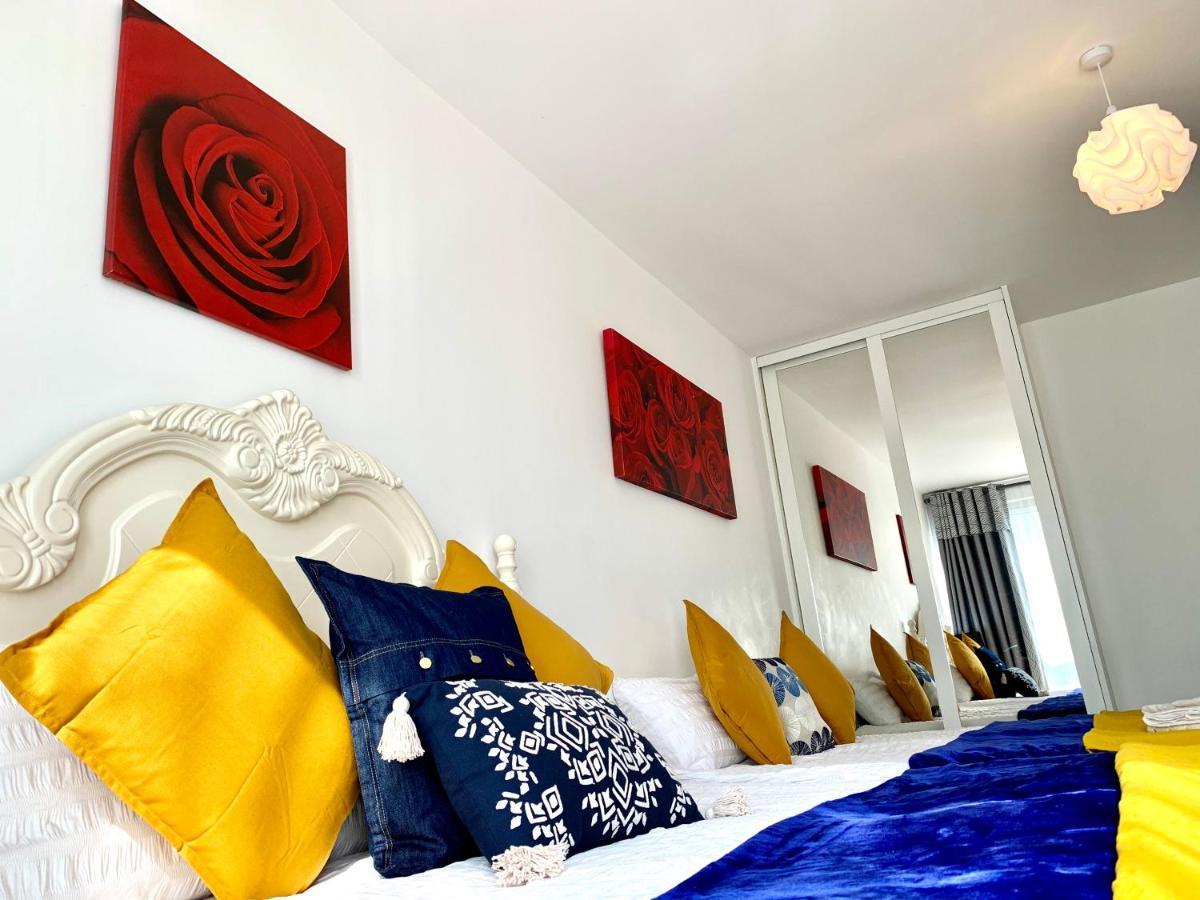 2-bedrooms Modern Next To Velodrome, Lounge, Balcony, Parking, Abba *