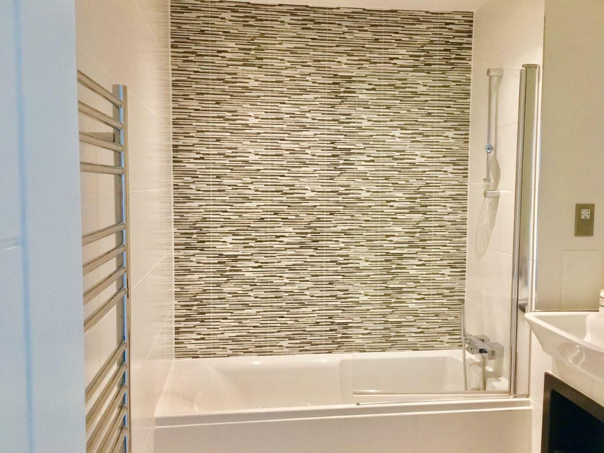 2-bedrooms Modern Next To Velodrome, Lounge, Balcony, Parking, Abba